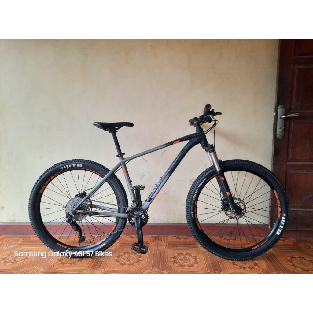 Polygon Xtrada 6 Limited Edition 2021 Full Original
