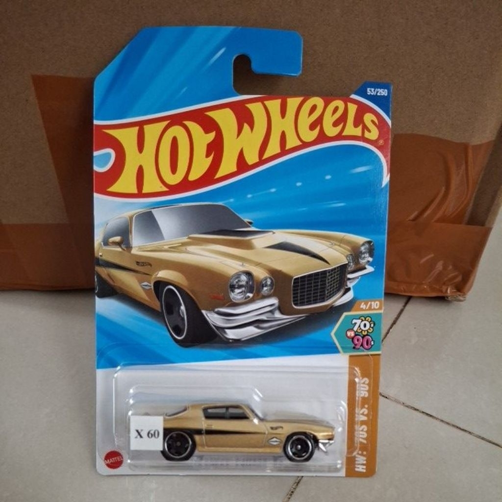 70 chevy camaro rs hotwheels gold