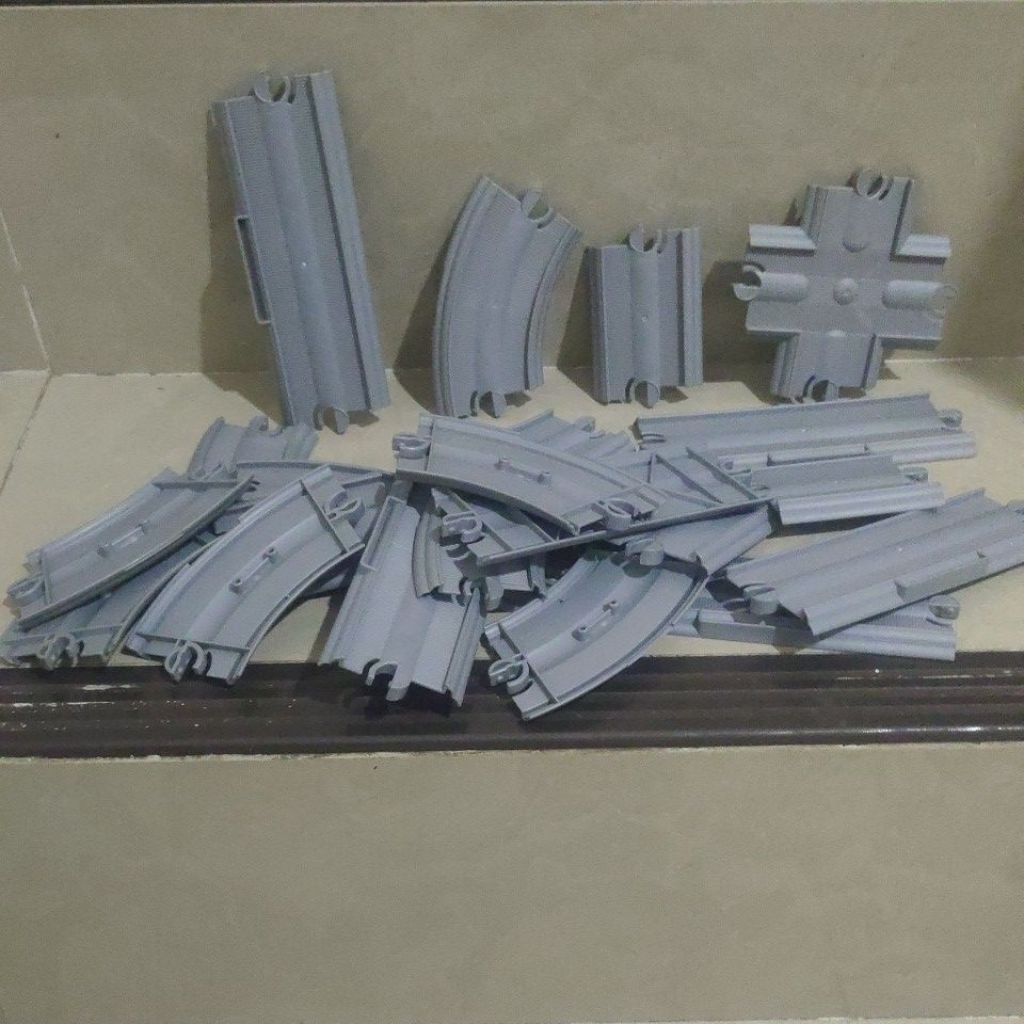 track Thomas and Friends/chuggington ludorum learning curve