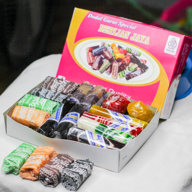 

2BOX Dodol Mix Aneka Rasa 1kg - Camilan Manis dengan Berbagai Pilihan Rasa - Cemilan Candy