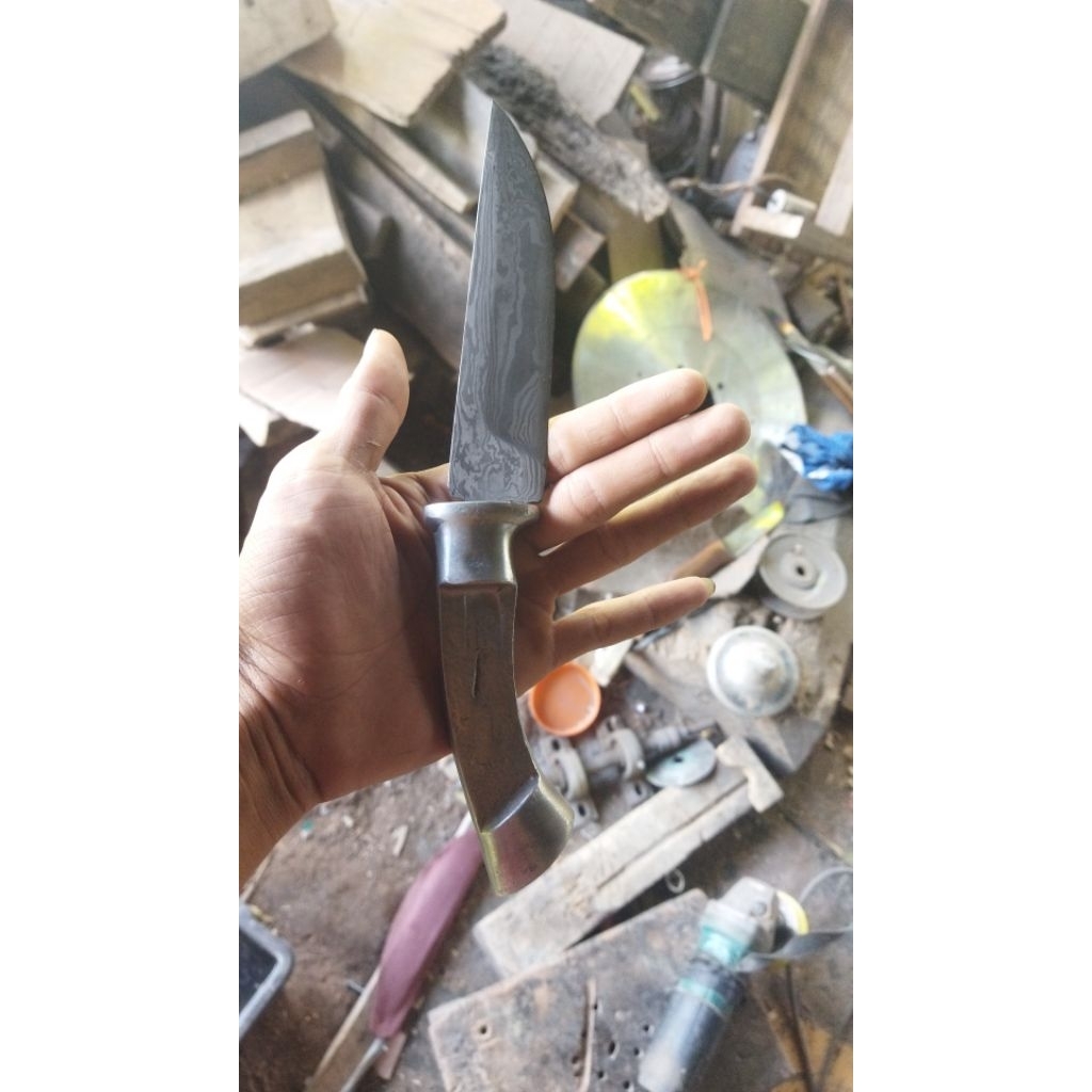 pisau Damaskus tempa lipat