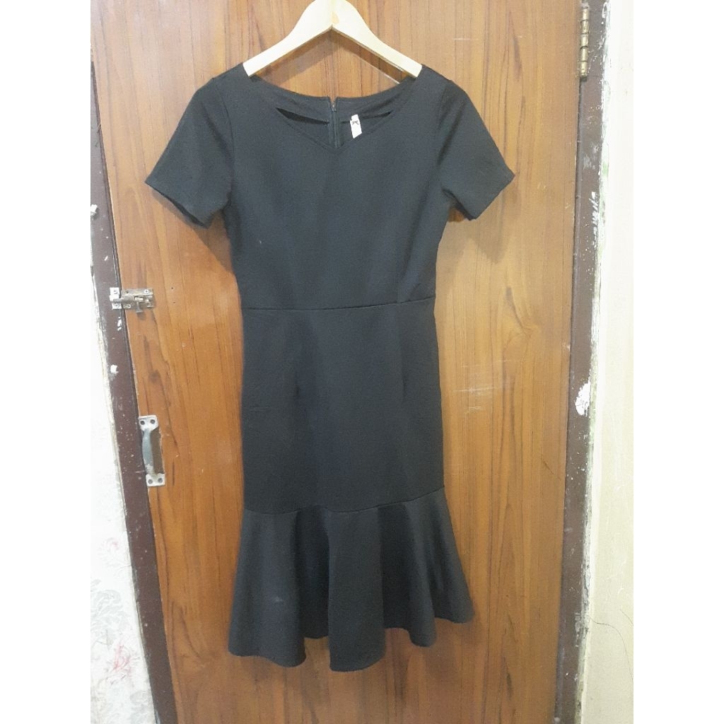 Dress Hitam duyung