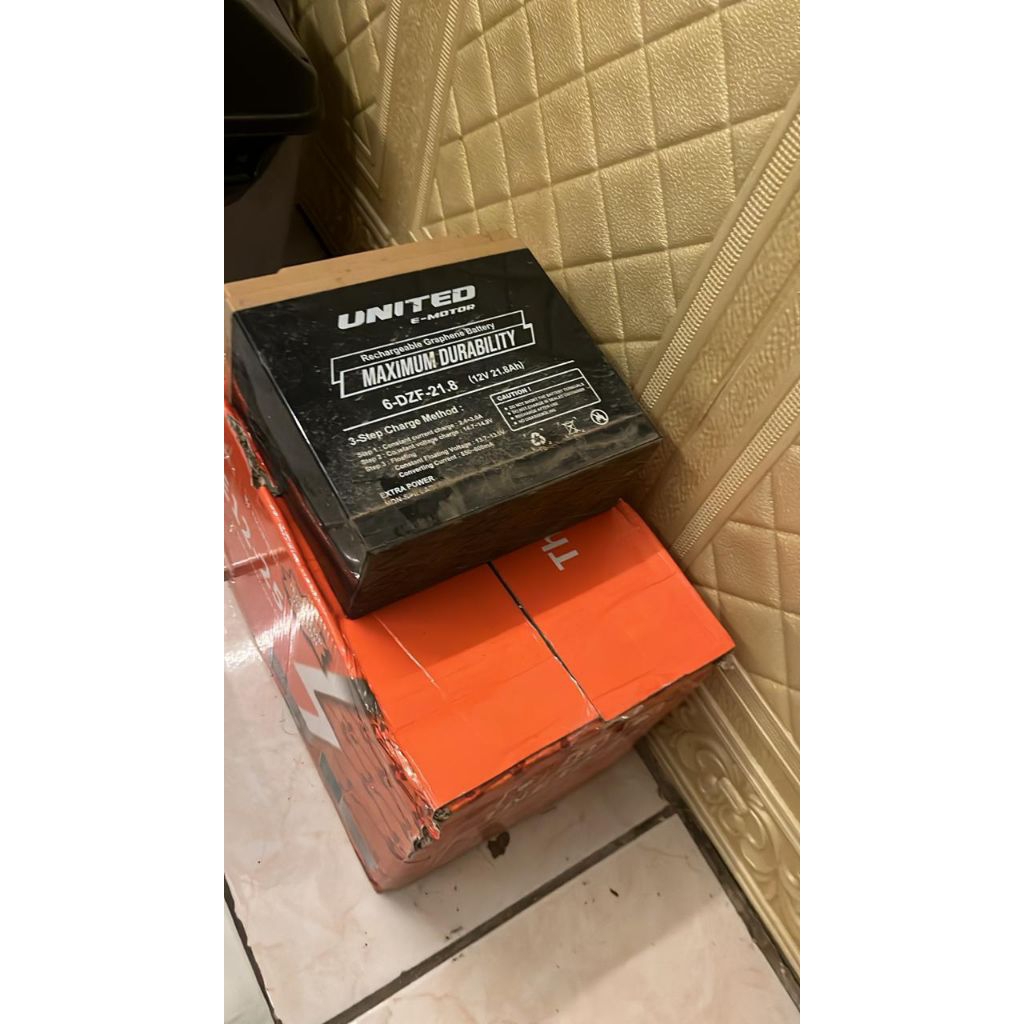 BATERAI SLA UNITED 12V 21.8Ah Second