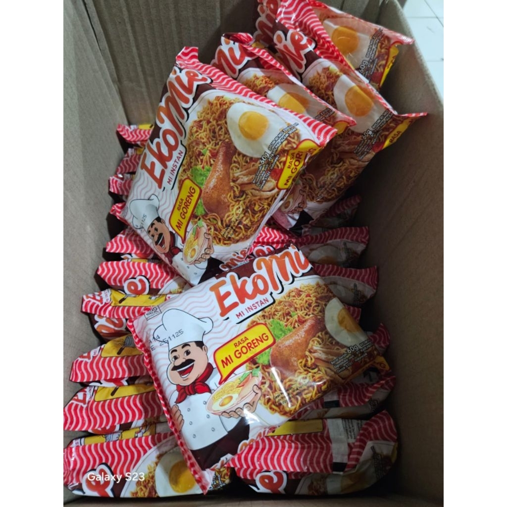 

ekomi goreng kemasan 65gr 1 dus