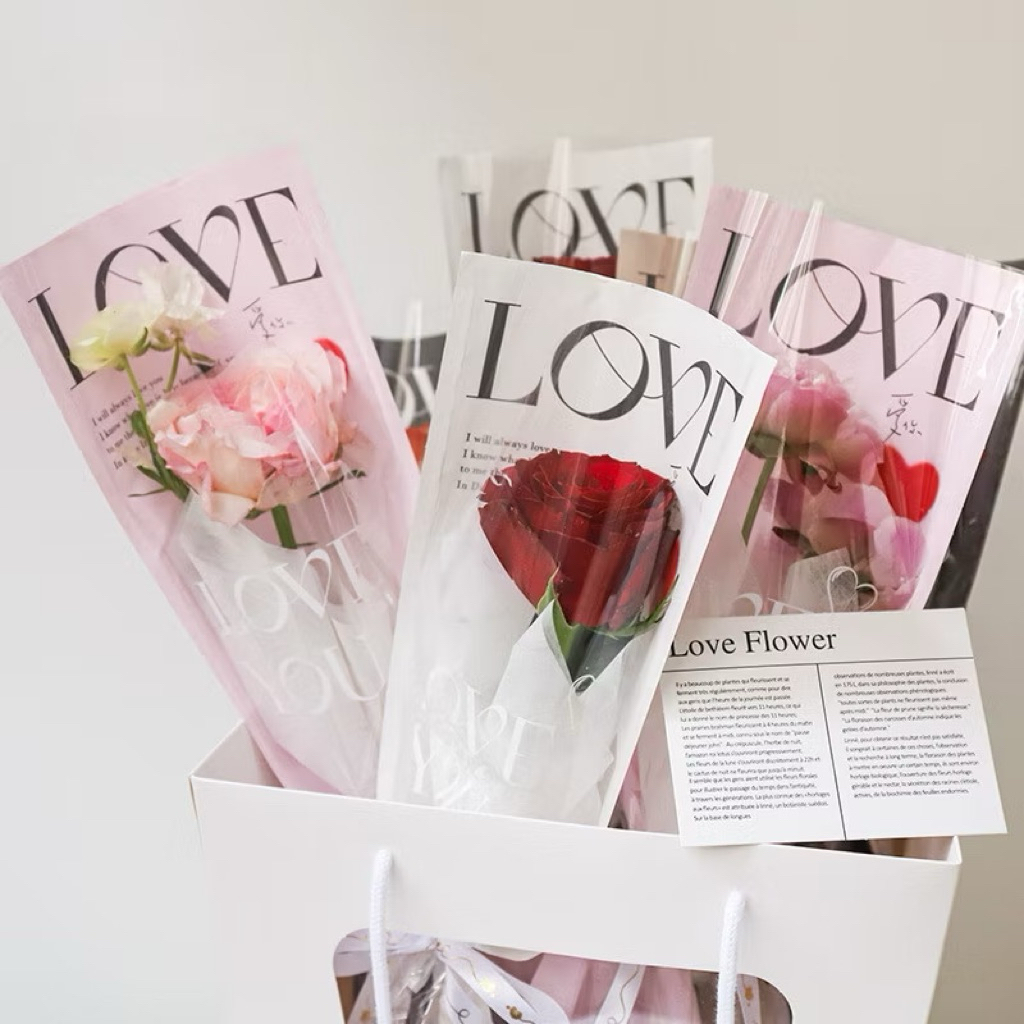 

[HANYA KERTAS] Cellophane SINGLE LARGE LOVE YOU Plastik Bunga Mawar / Wrapping Plastik untuk Mini Buket Rose ( per lembar) hanya jual plastiknya saja tanpa bunga & pita no AsR