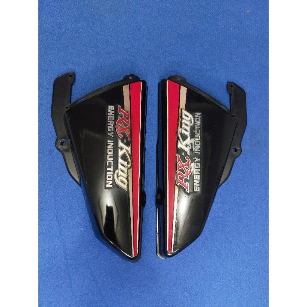 Cover Box Accu Tutup Bok Aki Original Yamaha RX King cobra 1992 RXKing bibir merah 92
