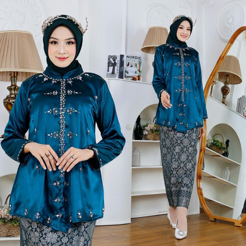 Kebaya wisuda model terbaru Blouse Malaysia // kebaya pesta // kebaya modern // kebaya wisuda // keb