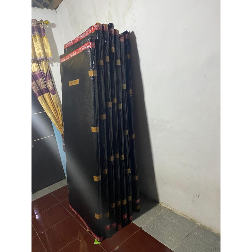 

Kardus+Bublewarp tambahan extra packing pintu aman