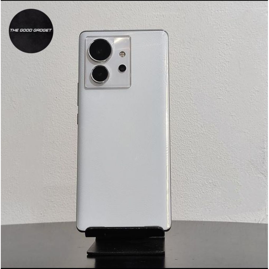 Infinix Zero Ultra 8/256 GB Garansi Resmi Indonesia Second Original
