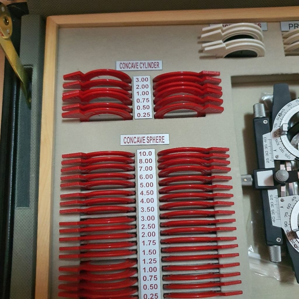 Trial Lens Set 103  / Trial Frame Lens set 103 / Trial Lens Set 103