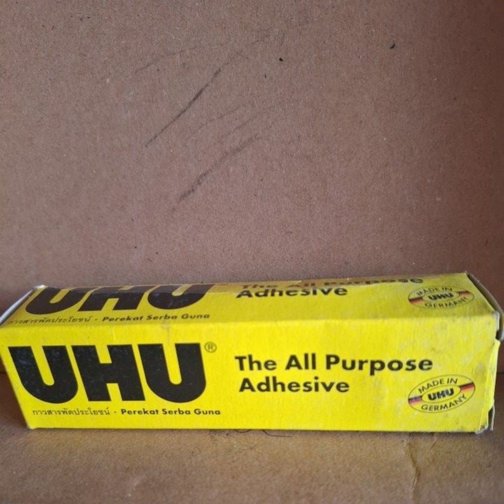 

lem UHU perekat serba guna (the all purpose adhesive) 35ml made in germany