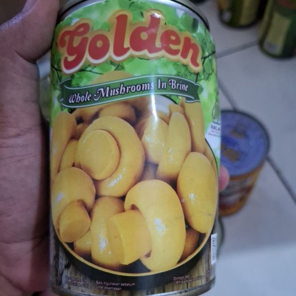 

Golden whole musroom in brine Rijek kaleng