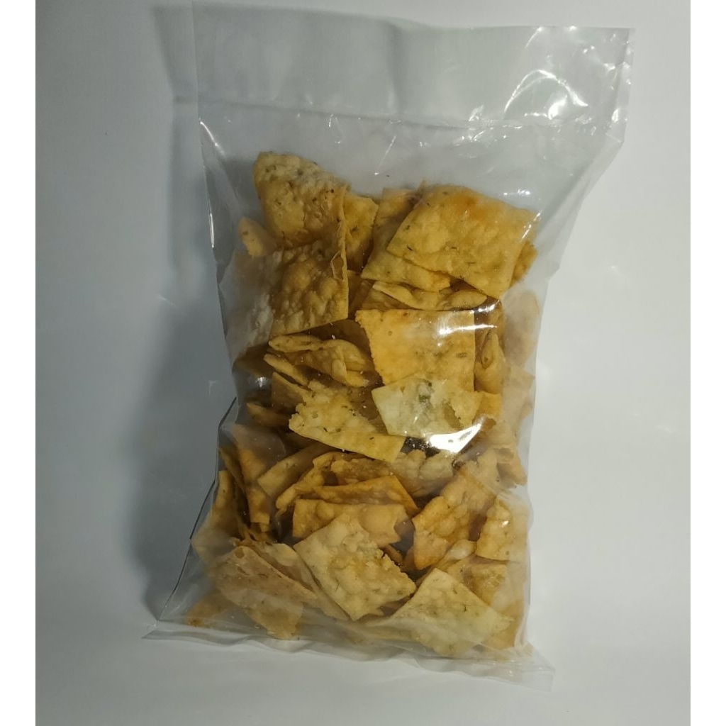 

KERIPIK PANGSIT BAWANG GURIH, kemasan 250 gr, jajanan bandung