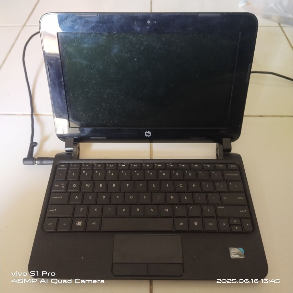NETBOOK HP Mini 110-3500 Putih