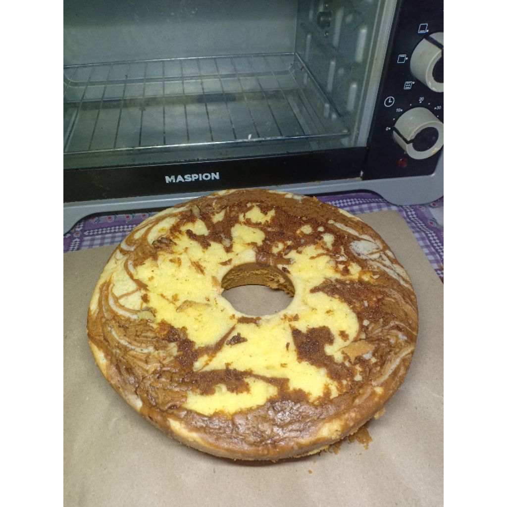 

Kue Bolu Jadul/Bolu Jadul/Bolu Bulat Premium/Kue Ulang Tahun/Kue Acara Pernikahan/Kue Hampers