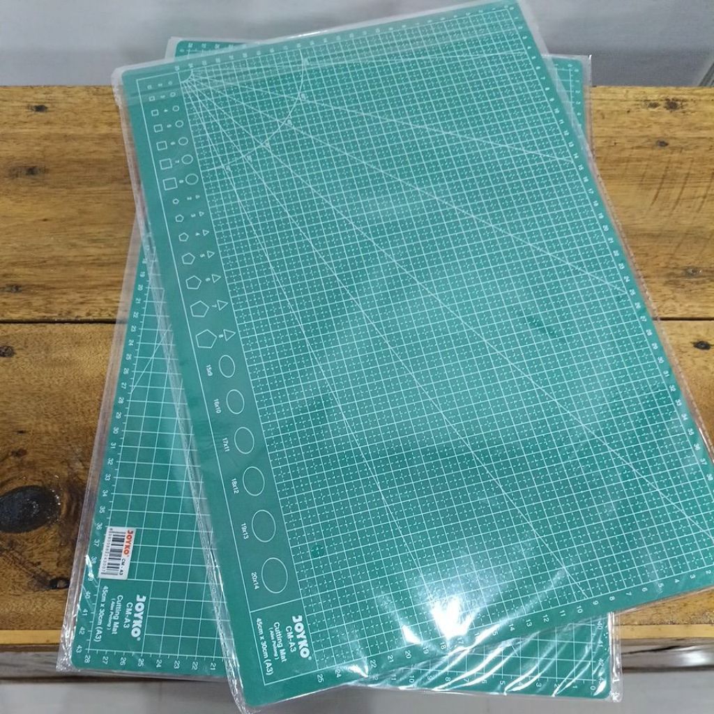 

JOYKO CUTTING MAT A3