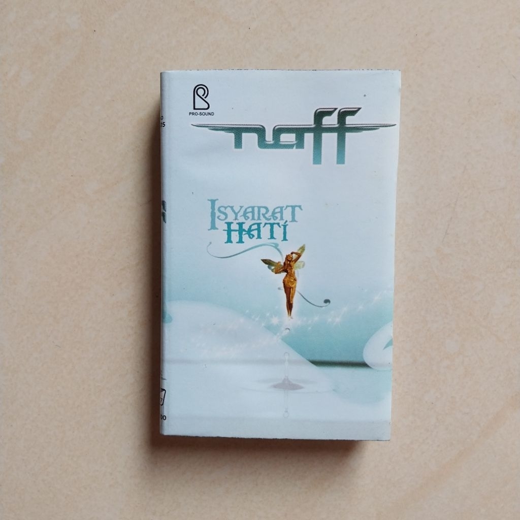 KASET DAN CD NAFF ALBUM ISYARAT HATI