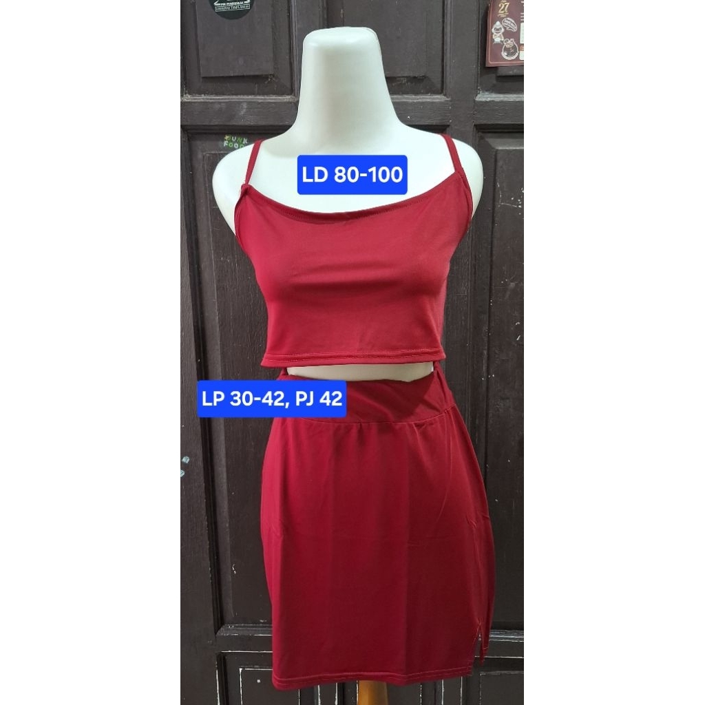 One Set Tanktop Rok Span Merah