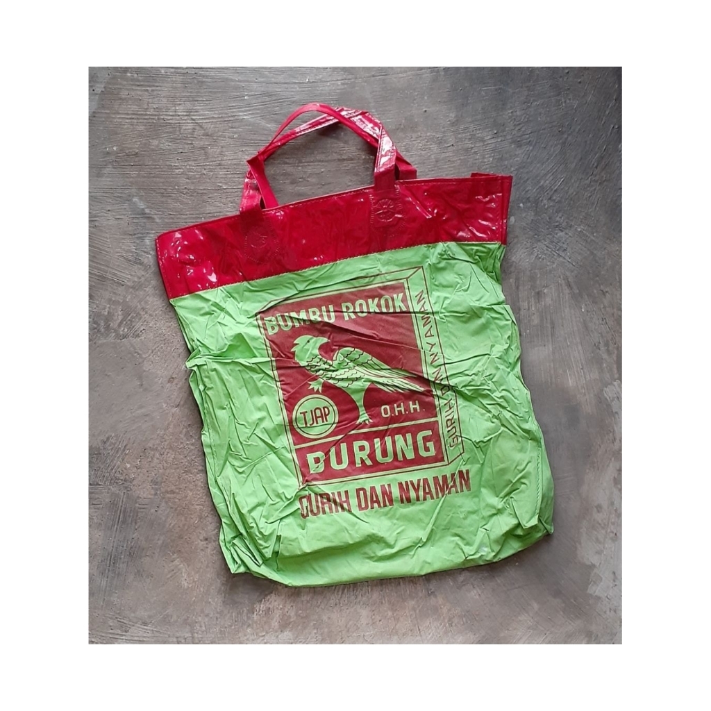 

Tas Plastik Reklame Aneka Produk Jadul