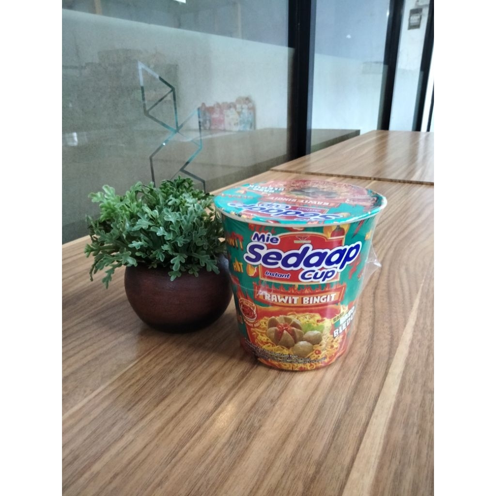 

Mie Sedaap Cup Rasa Baso Bleduk
