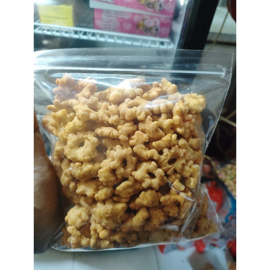 

Snack bunga sakura 225gram