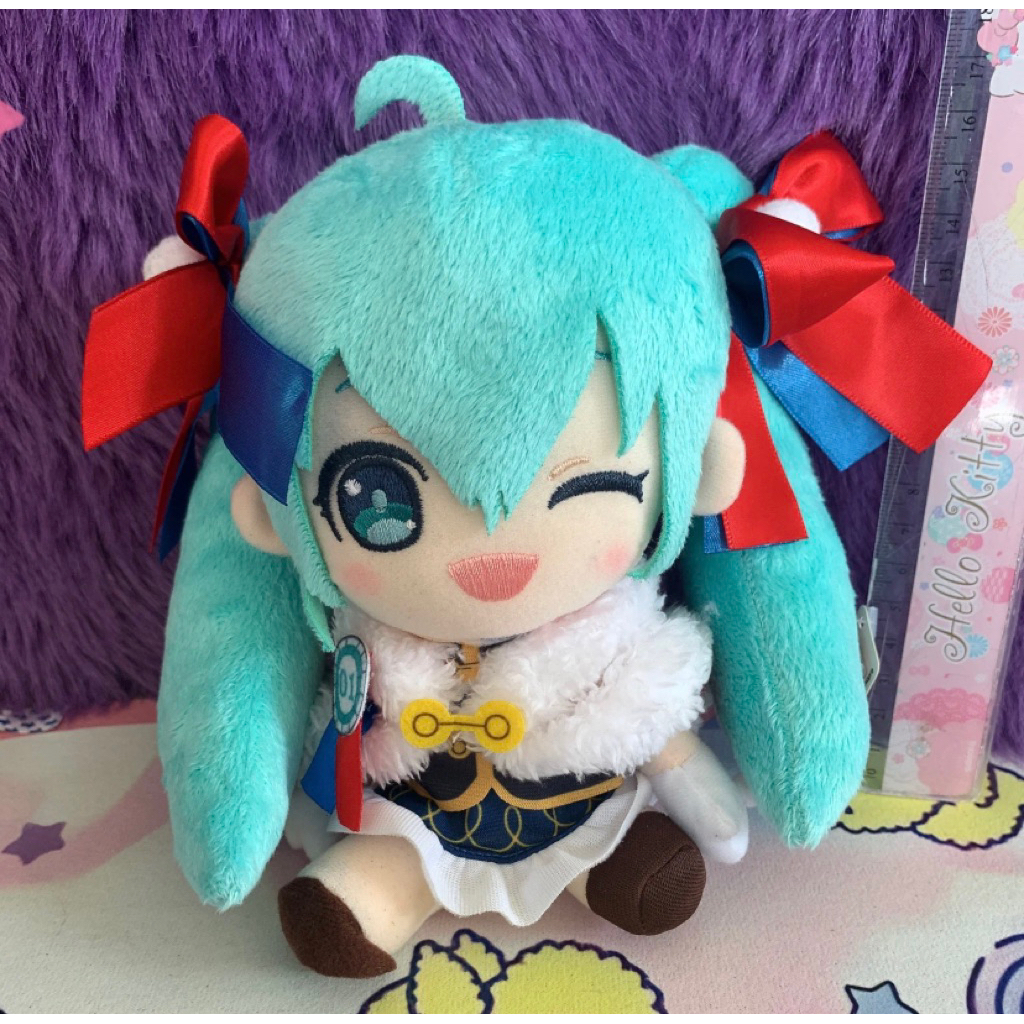 Boneka hatsune miku winter image plush
