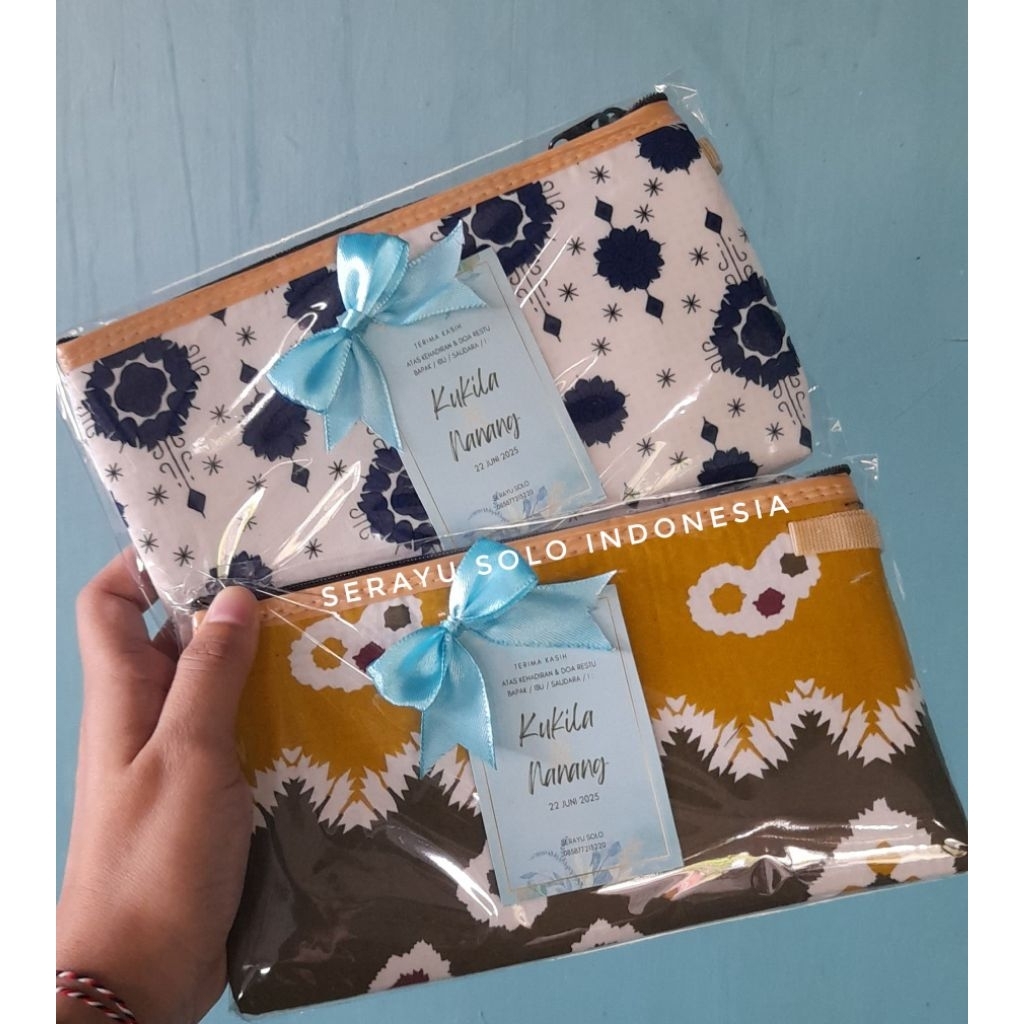 Souvenir Pernikahan Dompet Batik