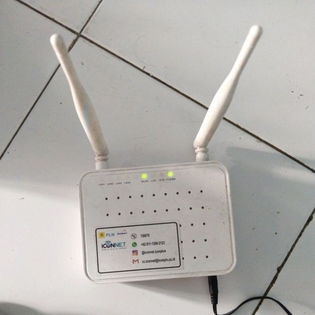 MODEM BDCOM TYPE:ONU MODEP : BDCOM GP1704-4F-E KONDISI NORMAL