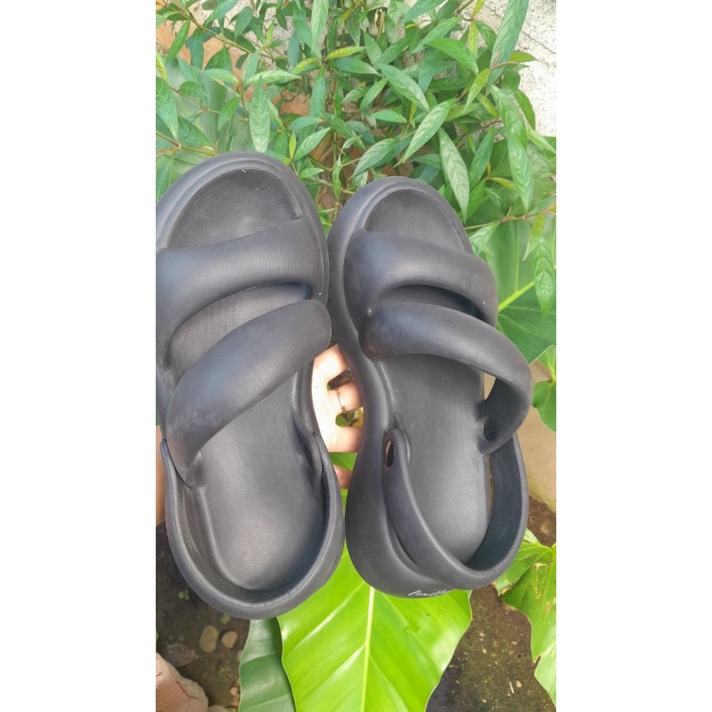 sandal merk limitless