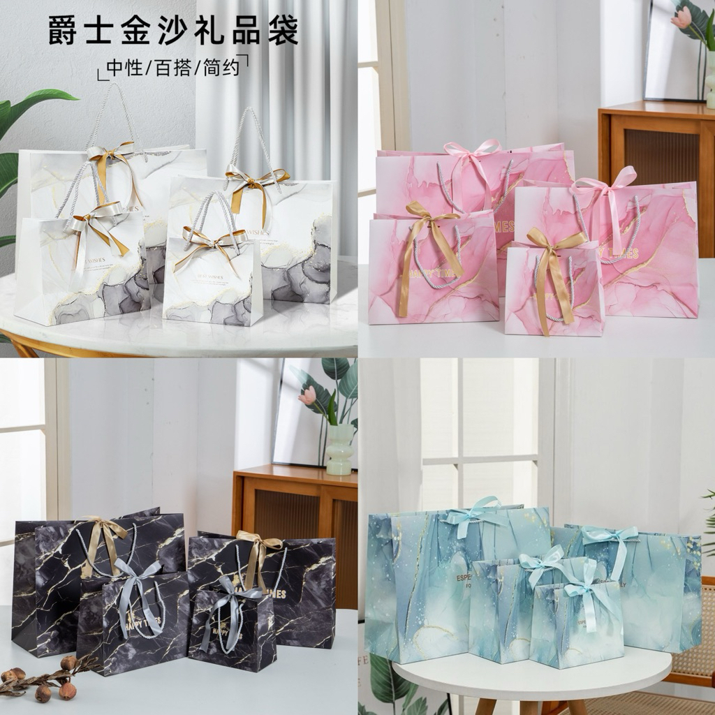

Delunashop DL1142S Paper Bag Daun merah hijau + Pita Tebal Premium Gift Box Kotak Kado Tas Kado Hadiah paper bag MARBEL