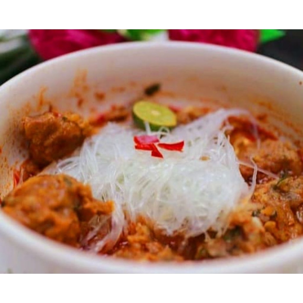 

baso cirawang tulang rangu sapi plus sohun pedas sunrise food spesial