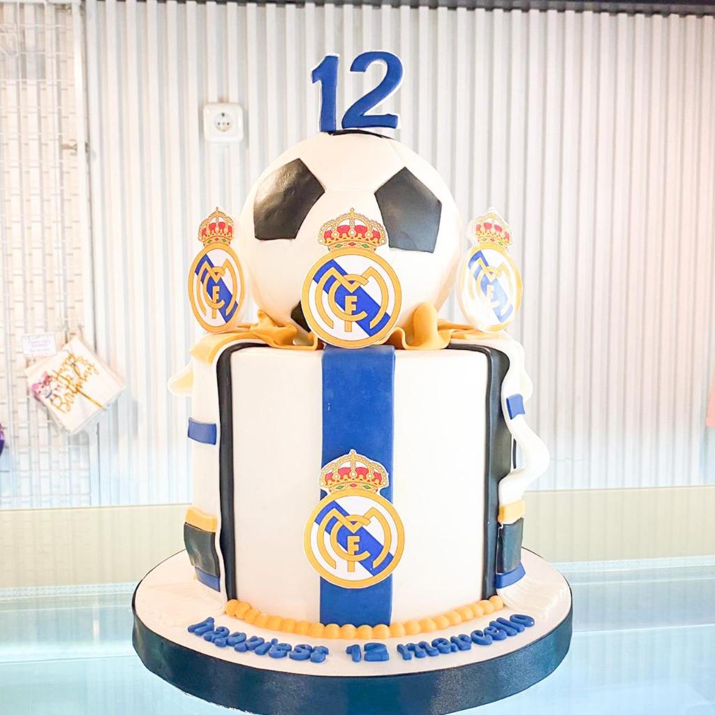 

Kue Ulang Tahun/Birthday Cake/kue Ultah Real Madrid/Kue Bola/Kue birthday Jakarta