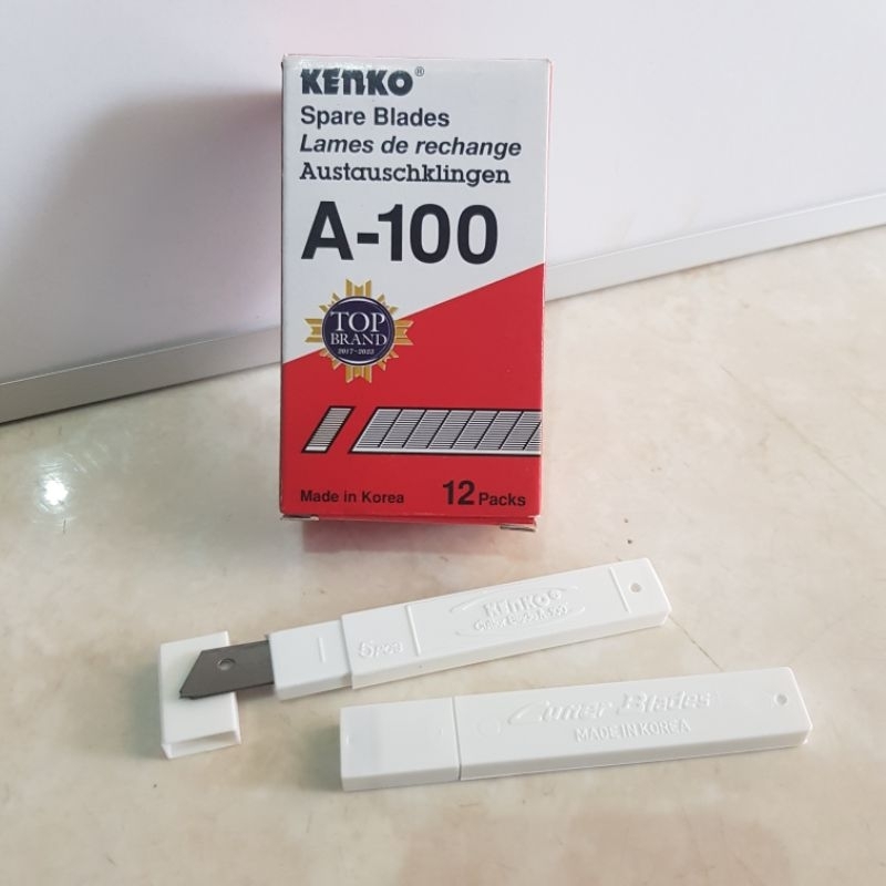 

Isi cutter kecil KENKO A-100 / Reffil pisau kater