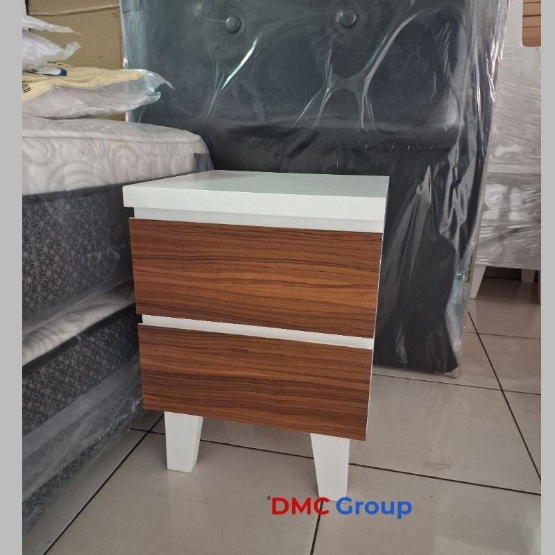 Nakas 2 laci bahan Kayu solid rak lampu samping kasur Nakas laci laci kayu