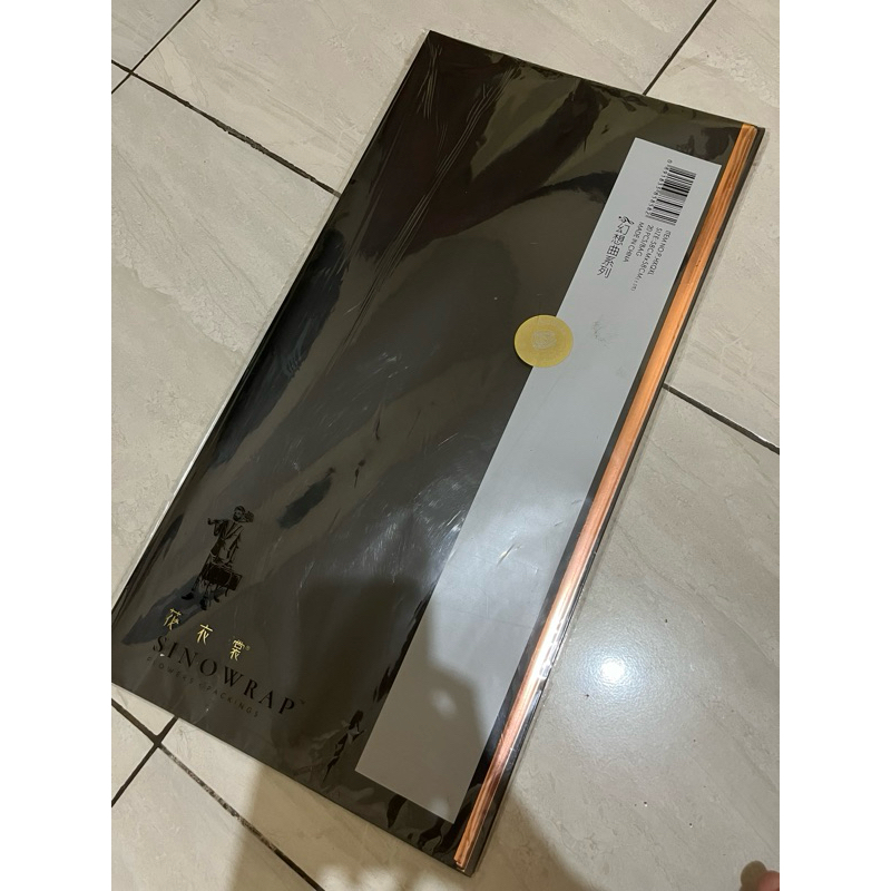 

Kertas Hitam Buket Cellophane Florist Wraping 1pack isi 20pcs