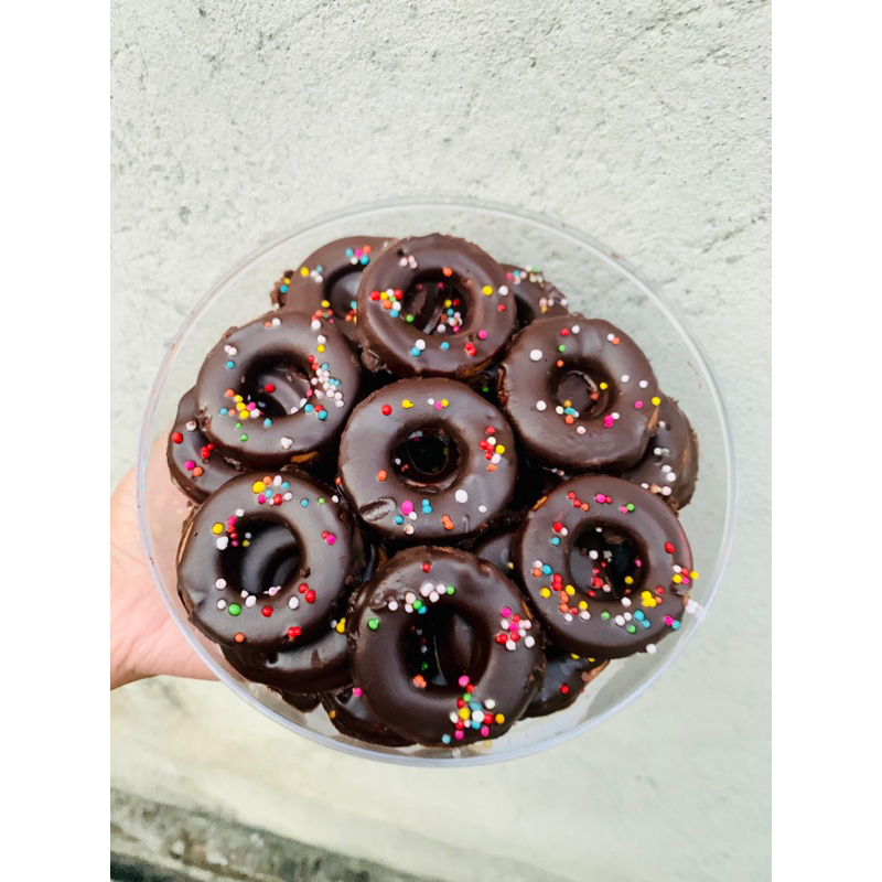 

Kue kering donat coklat premium coklat full kemasan toples 250gram