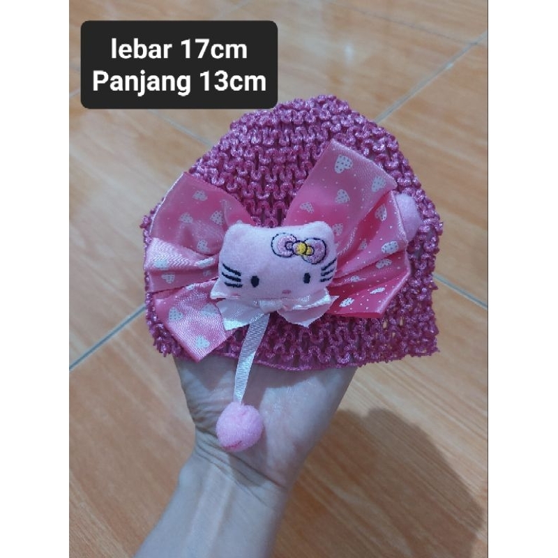 Topi anak preloved secondhand seken bekas. Topi perempuan / cewek anak-anak