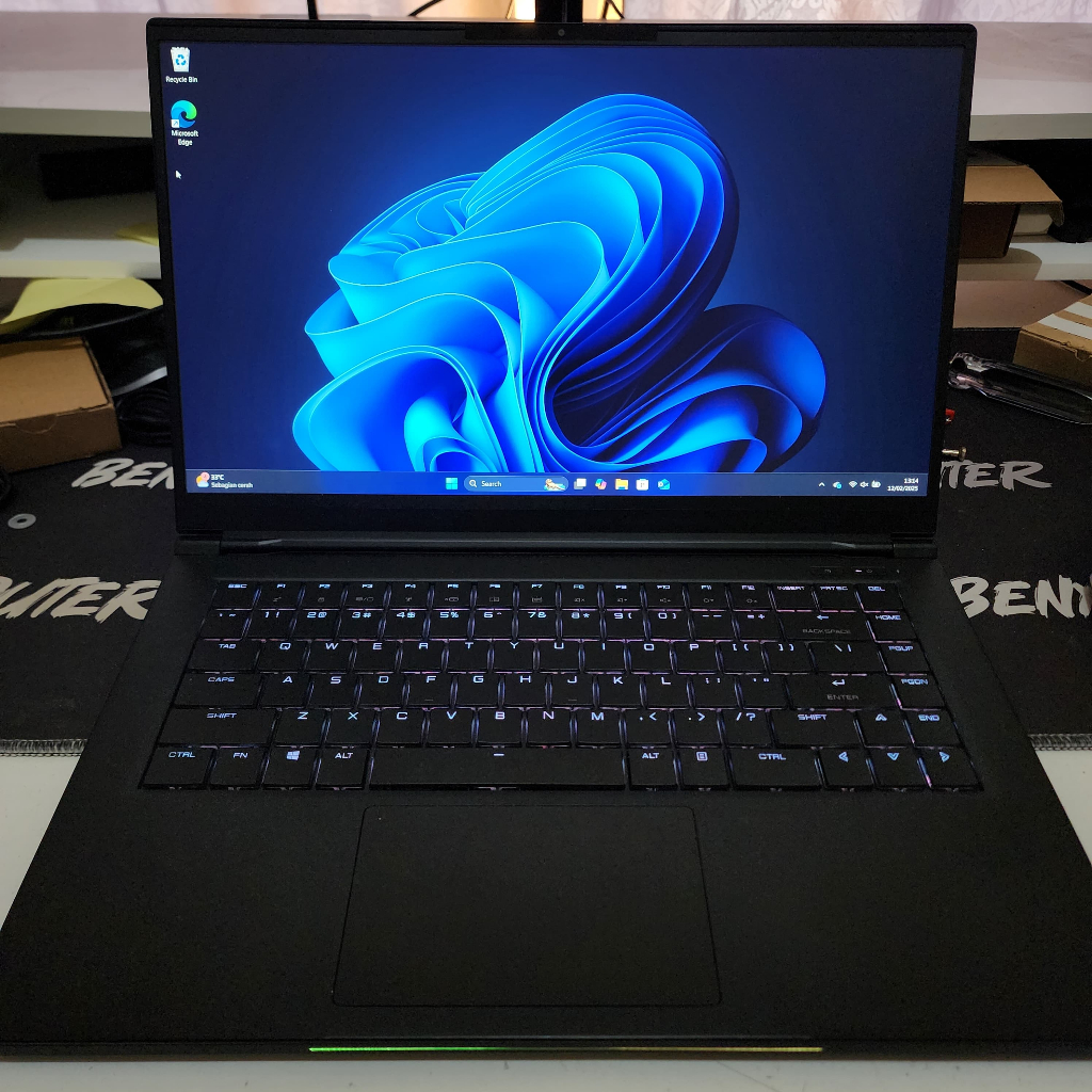 Laptop Gaming Aftershock Vapor 15 Pro - Intel i7 9750H, GTX 1660 Ti, 16GB RAM, 144Hz