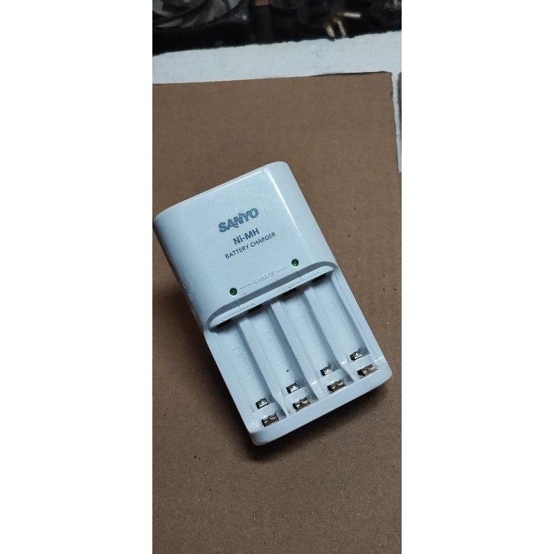 SANYO NiMh Battery charger original sesuai gbr photonya