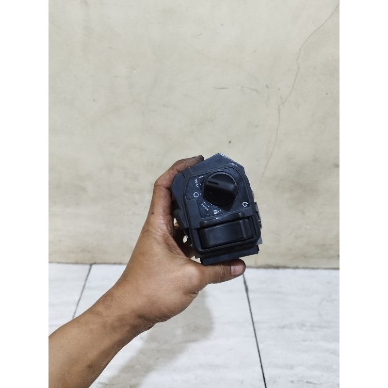 Knop Kunci kontak vario 125 / 150 Keyless , original copotan motor