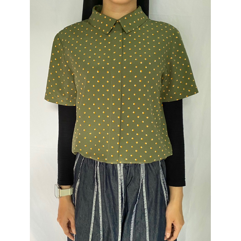 [PRELOVED] Kemeja Connexion Motif Polkadot Size S | Kemeja Lengan Pendek Retro Vintage | Baju Kasual