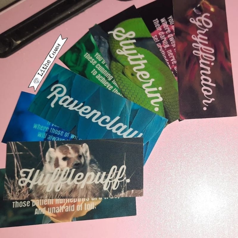 

Lithe | Hogwarts Bookmarks (8 pcs)