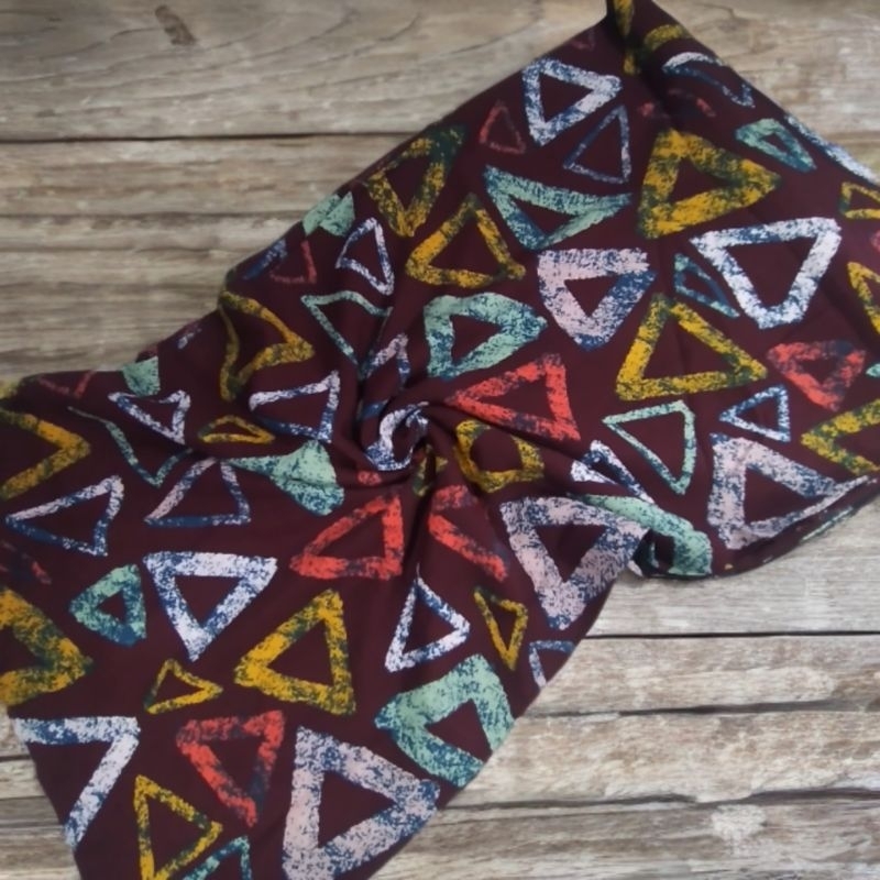 bahan kain rayon motif segitiga,kain motif rayon viscose premium