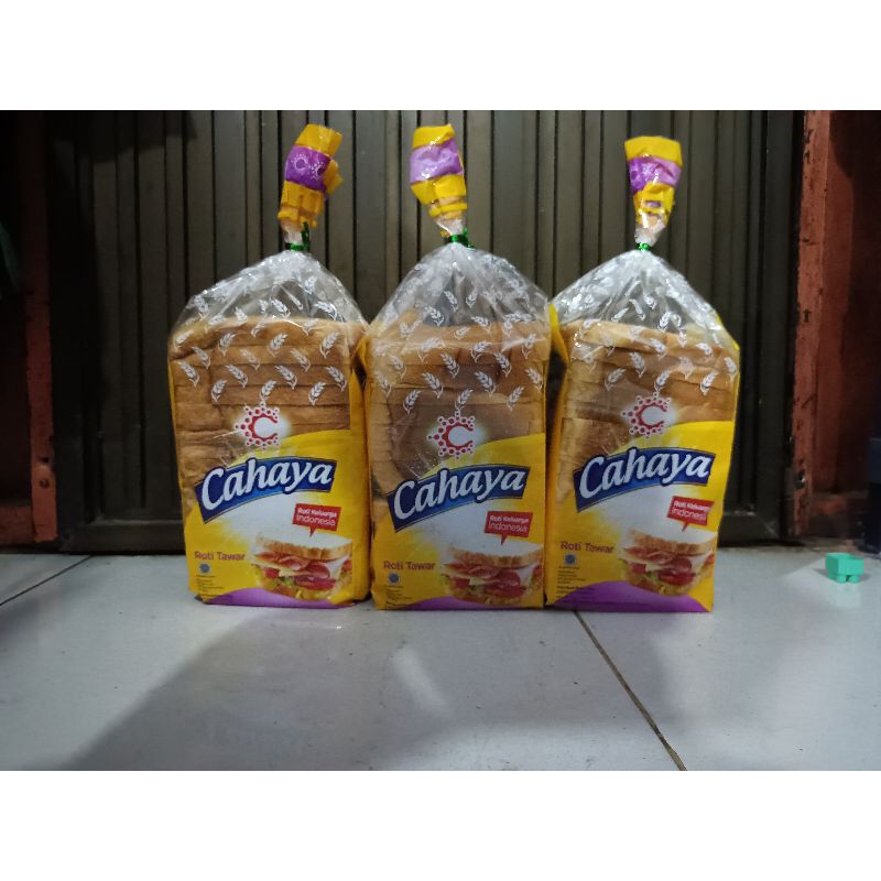 

Roti Cahaya Oleh Oleh Populer Dari Makassar