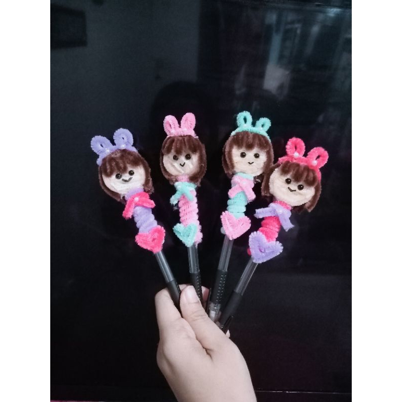 

pulpen hias kawat bulu