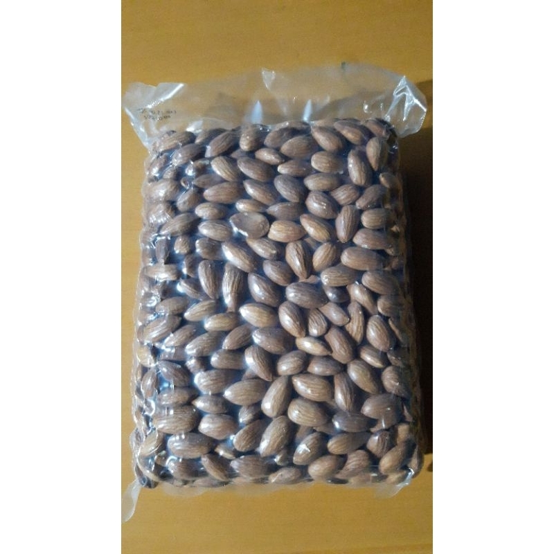 

½ KG :65.000 RIBU KACANG ALMOND PANGGANG ROASTED ALMOND ORIGINAL