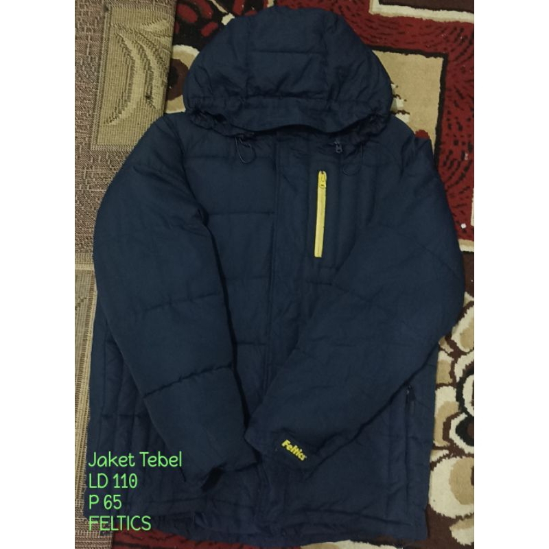 Jacket tebal Feltics