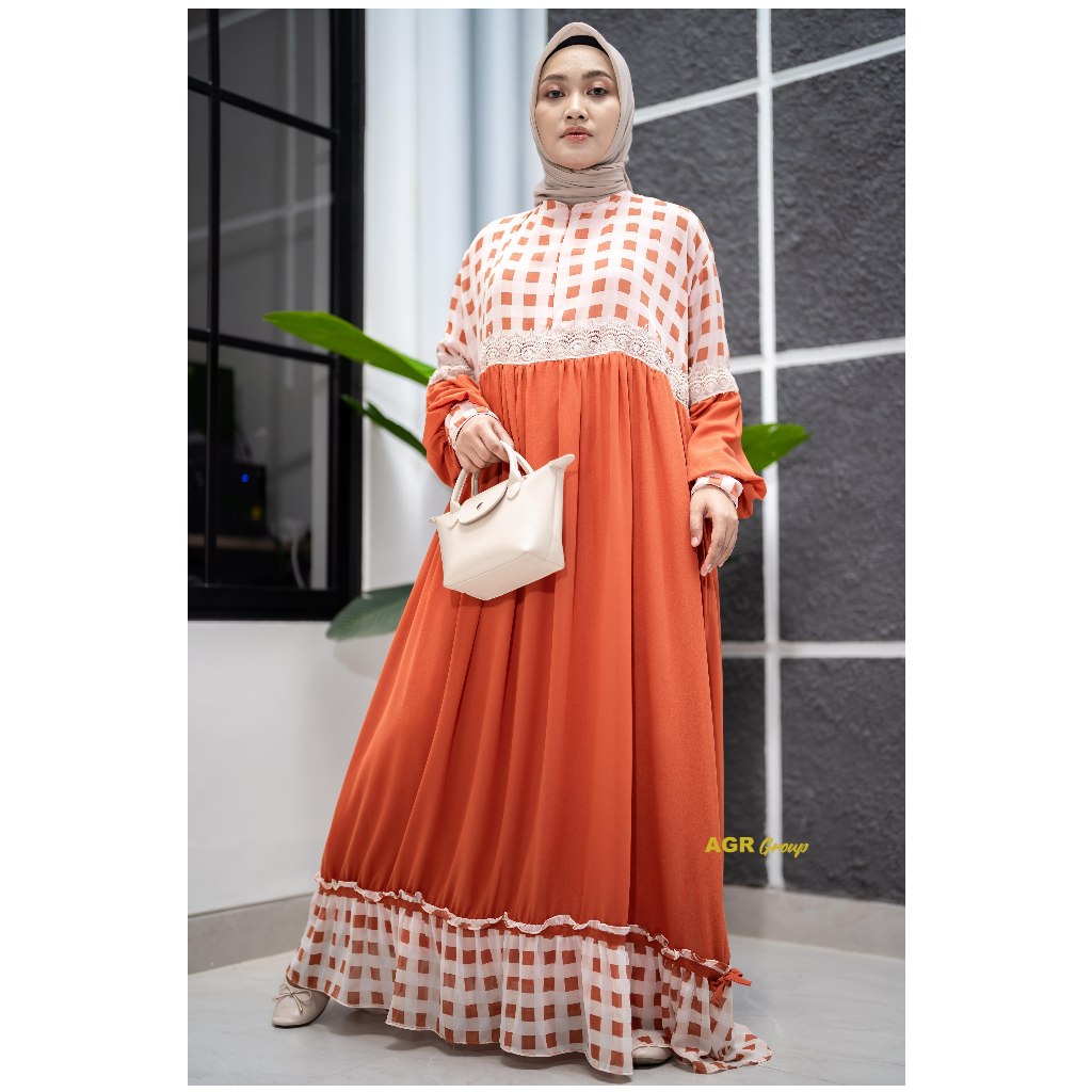 Gamis Lebaran 2025 Gamis Model Terbaru Sellena Jumbo Bahan Ceruty Full Furing Motif Kotak Busui Size