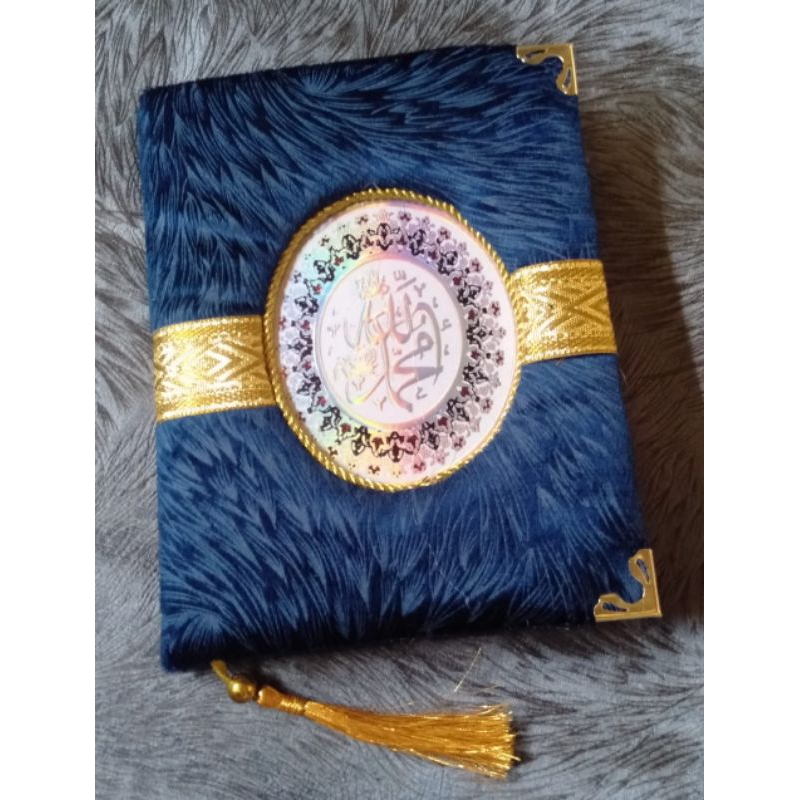 

cover yasin bludru dan kulit oscar lapis busa