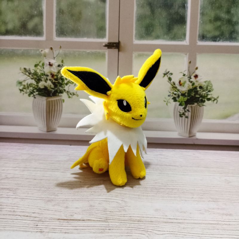 Boneka Pokemon Plush Jolteon Mini 2013 Pokemon Center